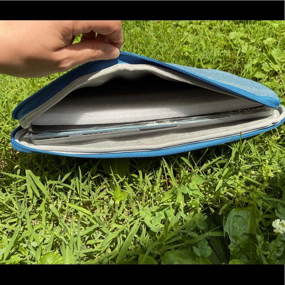 Mac ,Notebook Bag Case with accessories